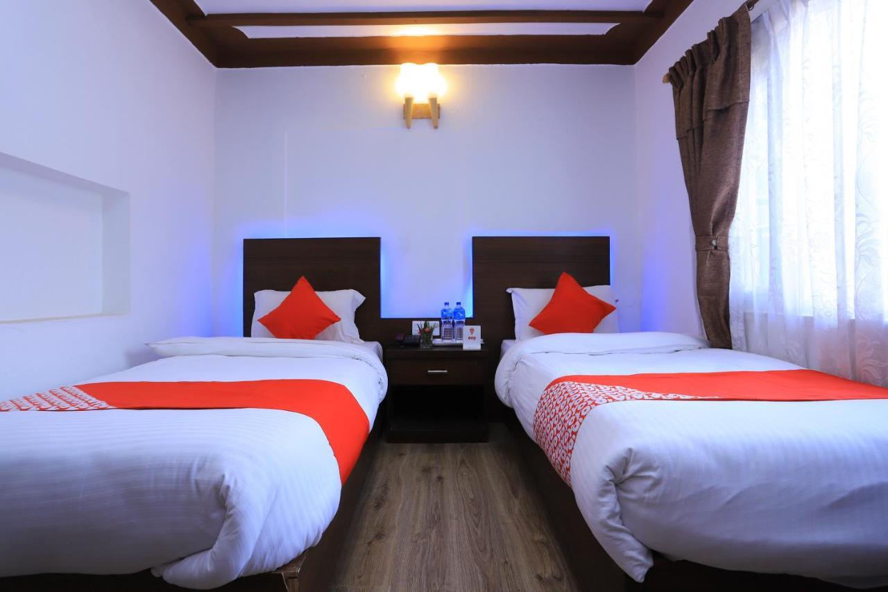 Oyo 591 Hotel Blue Moon Dharampur Zewnętrze zdjęcie