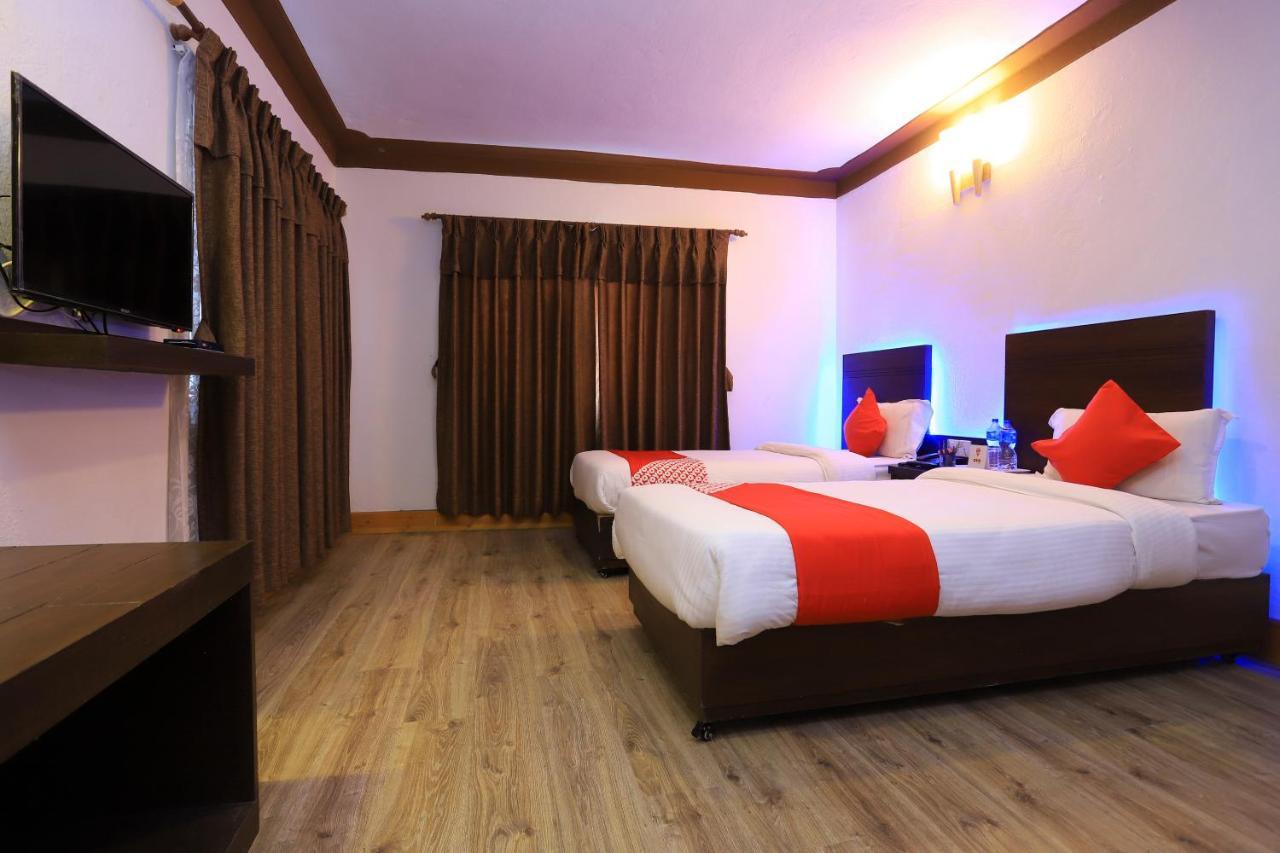 Oyo 591 Hotel Blue Moon Dharampur Zewnętrze zdjęcie